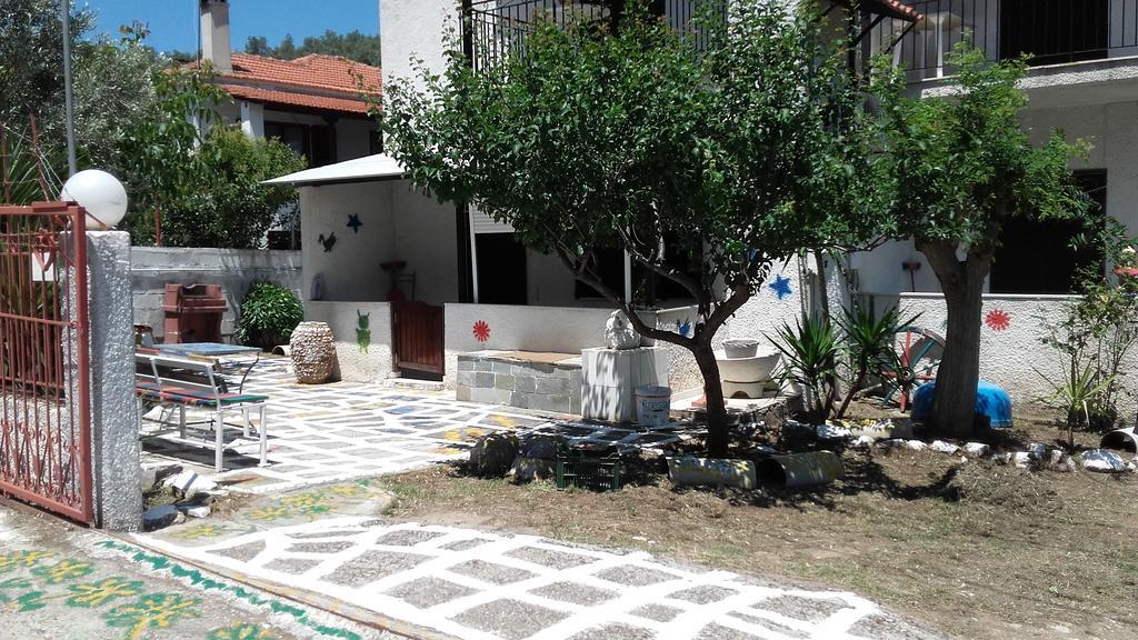 Theoxenia Apartment Pteleos Bagian luar foto